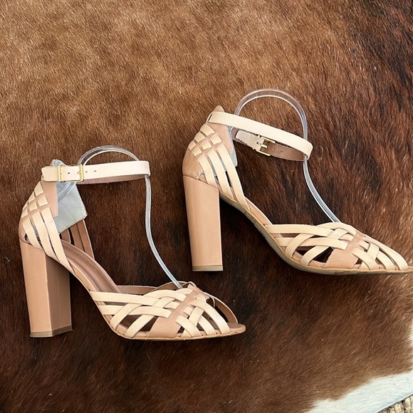 Raphaela Booz Braided Leather Heels - Picture 7 of 10